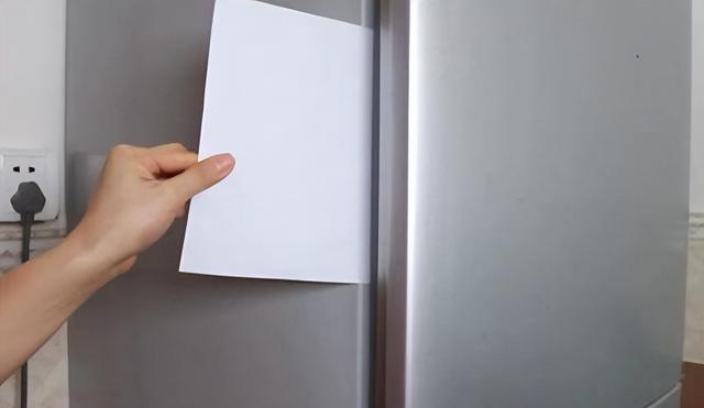 冰箱封条怎么更换 冰箱密封条安装方法图解